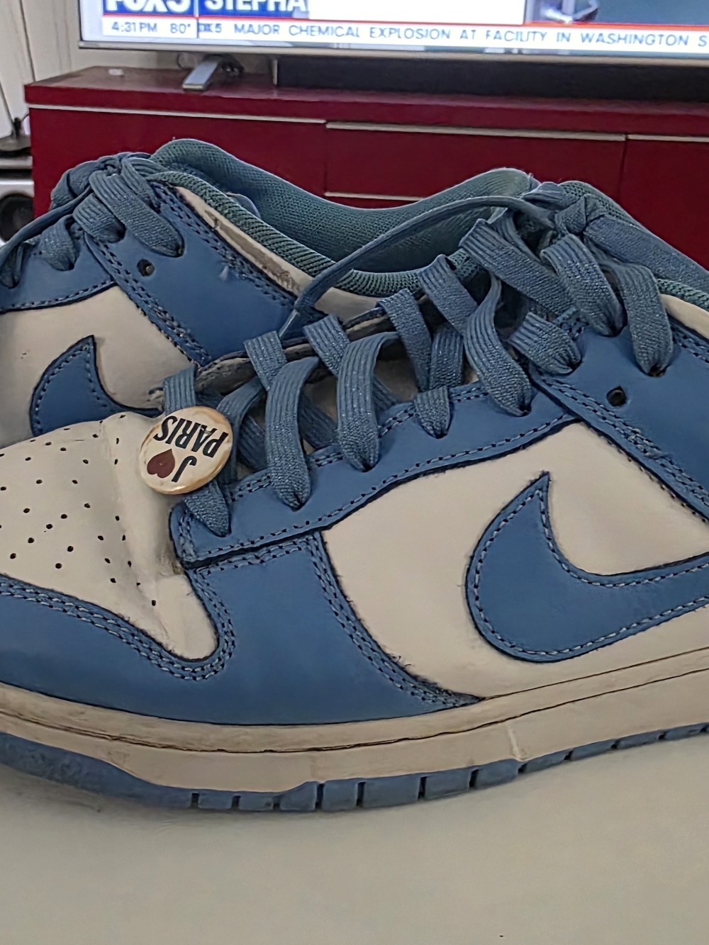Nike Men's UNC University Blue Size 12 Shoes White with Light Blue Interior